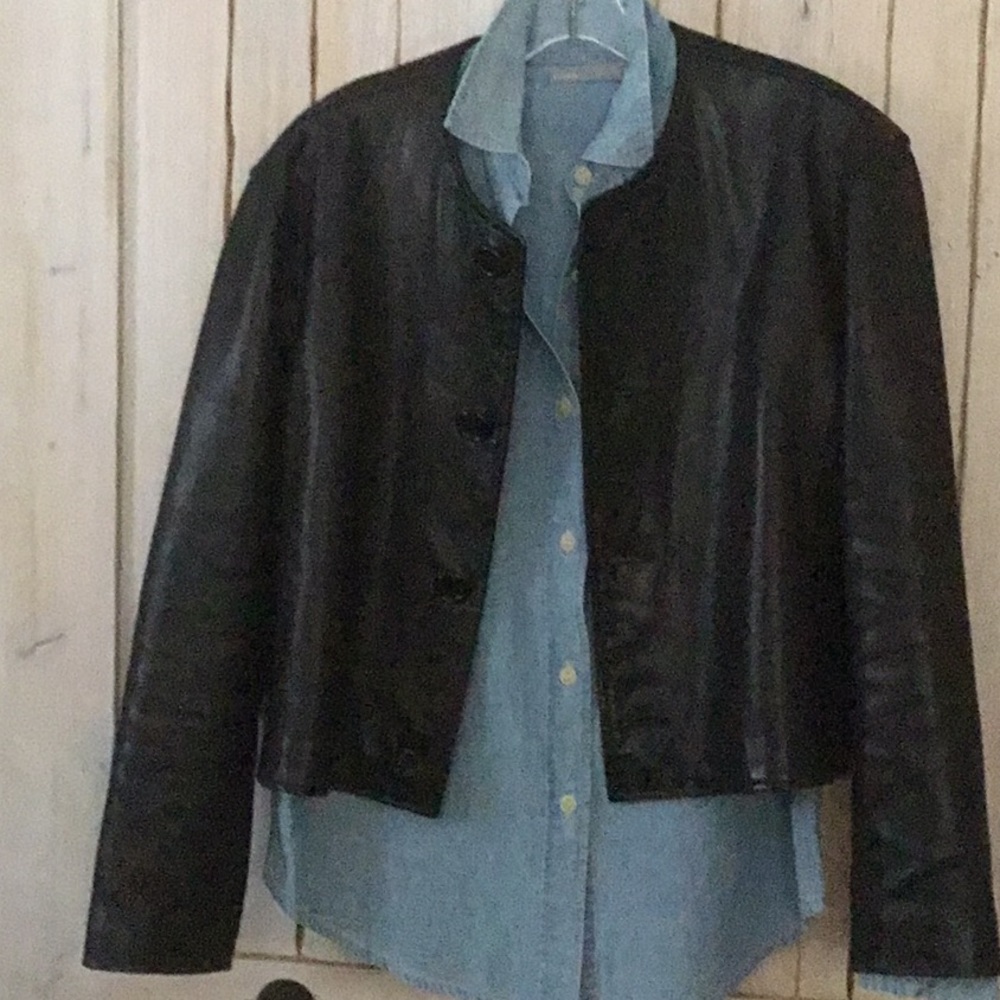 Leather jacket 4 button $50